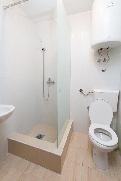 Apartments Mtv Петровац Экстерьер фото