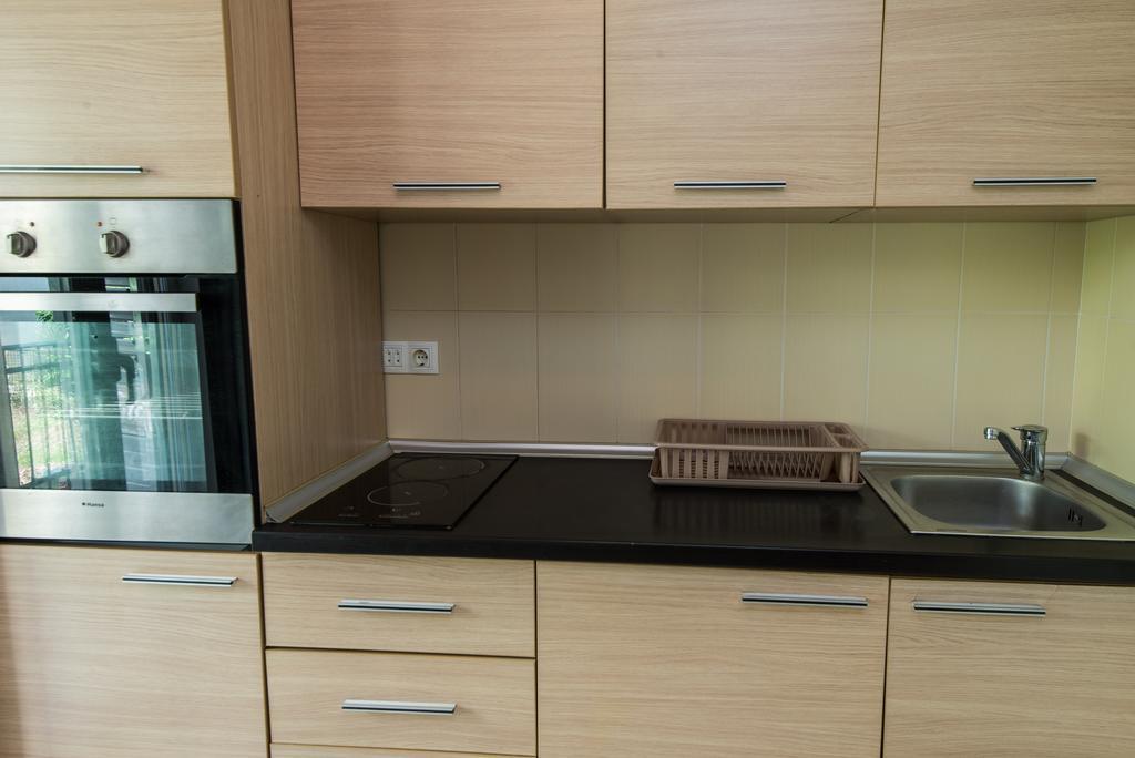 Apartments Mtv Петровац Экстерьер фото